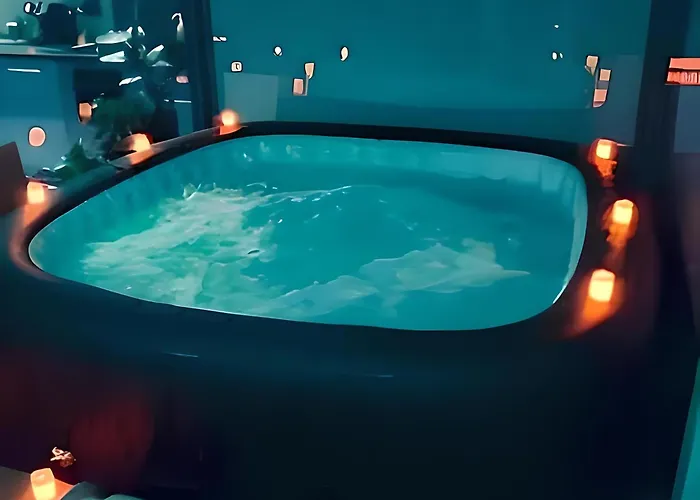 Unique Penthouse With Jacuzzi & Garden