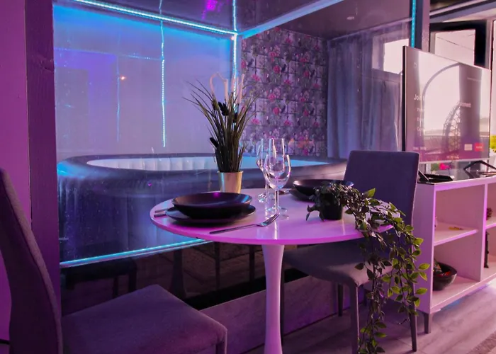 Unique Penthouse With Jacuzzi & Garden